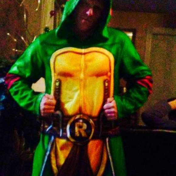 Meet your Posher, Mike - Picture 1 of 1